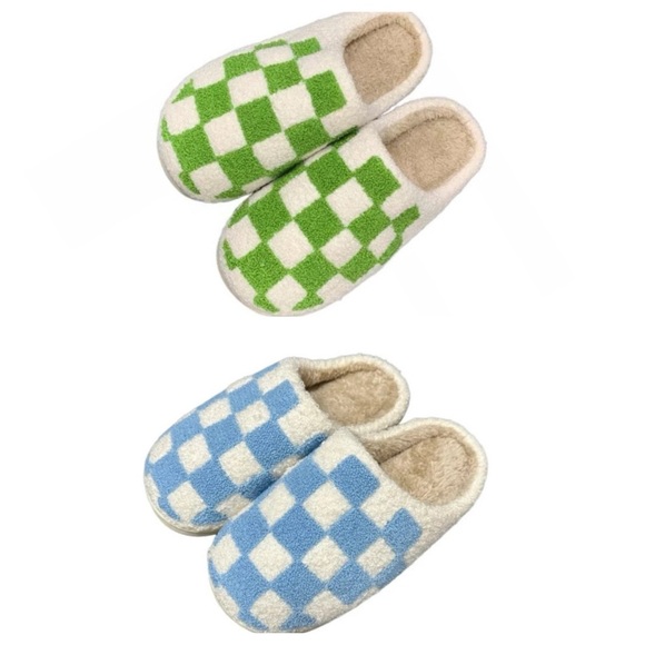 A Girl Thing Shoes - CLEARANCE $10 start ❤️Checker Cute Soft Plush Comfy Winter Slipper